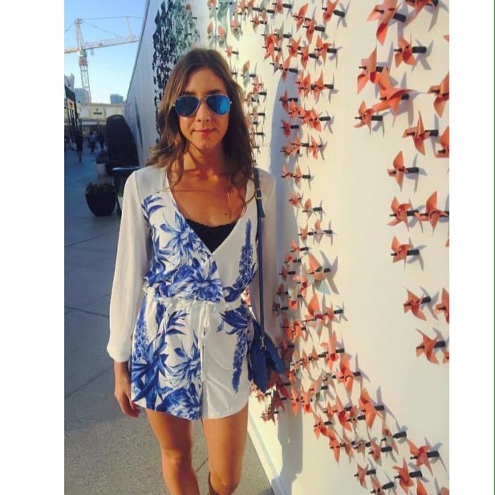 Stunning romper perfect for beach front dinner or beach vacation.